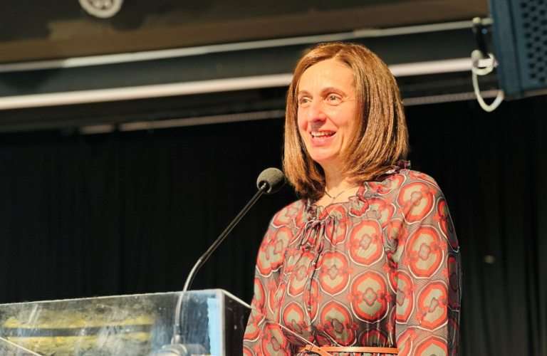 Iatros paulaki nosokomeiou argous