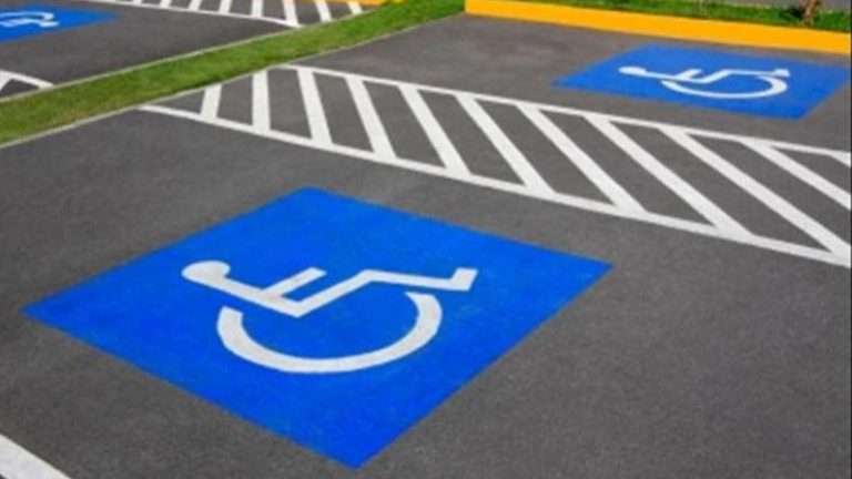 CREATOR: gd jpeg v1.0 (using IJG JPEG v62), quality =