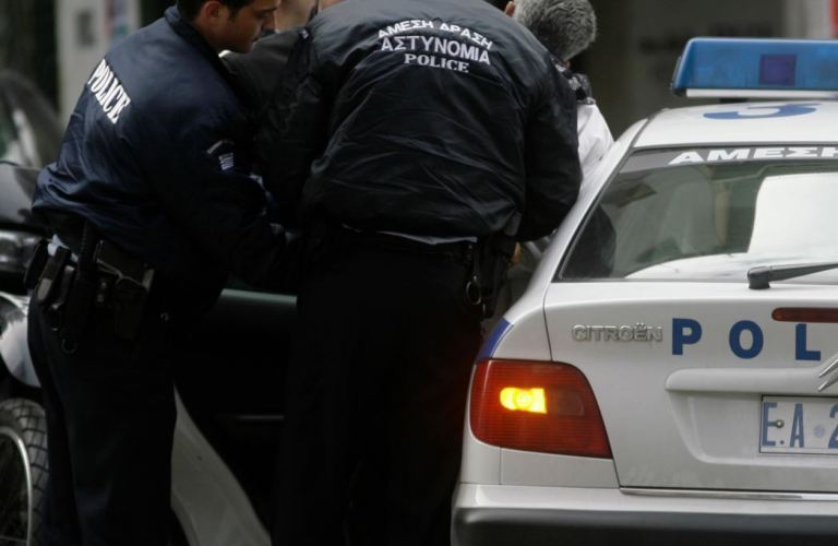 Police syllipsi